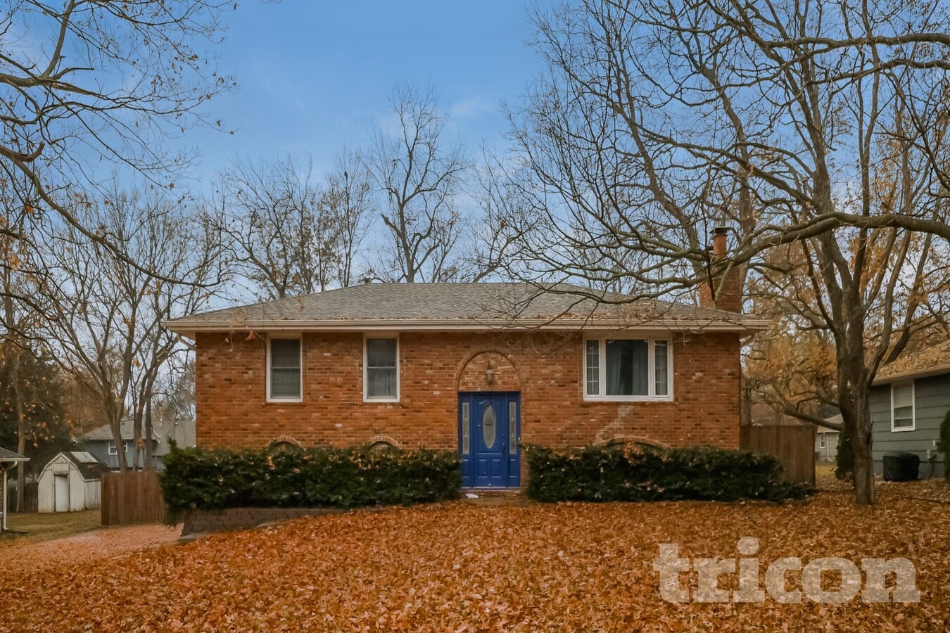 Photo - 8404 Russell St