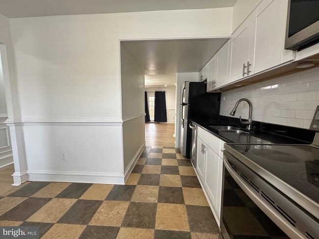 Photo - 8282 White Pine Dr