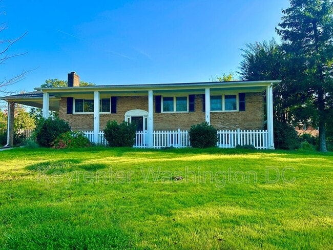 Photo - 311 Lourdes Dr