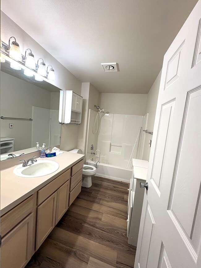 Baño - RiverWest Senior Living