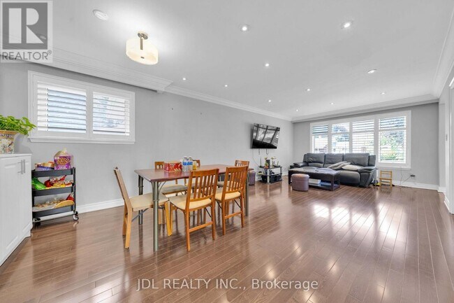 Photo - 53 Southdale Dr