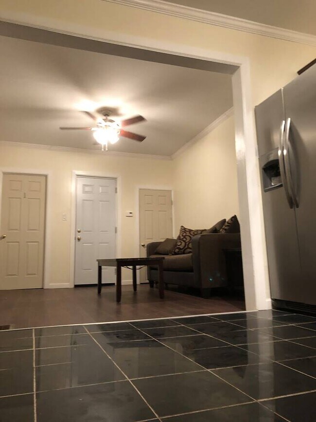 Photo - 109 Ashworth Pl