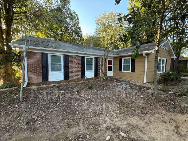 Photo - 5409 Amberhill Dr