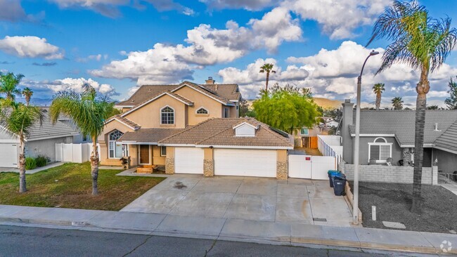 Building Photo - 28788 Phoenix Way Rental