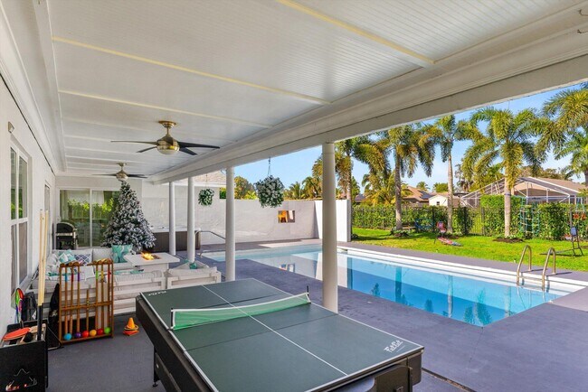 11647 Anhinga Dr