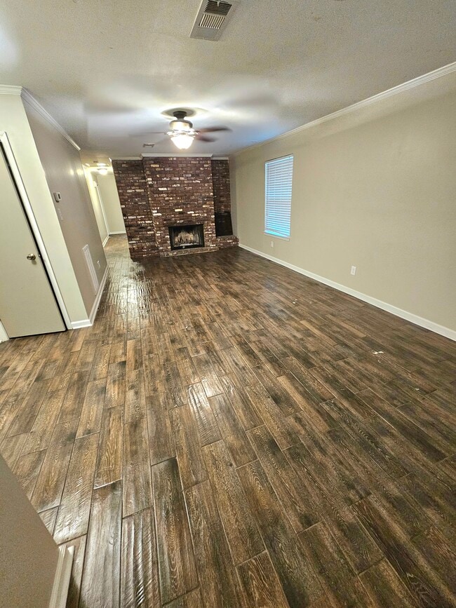 Photo - 516 Colynwood Dr