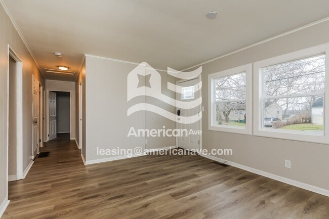 Photo - 1597 Courter St