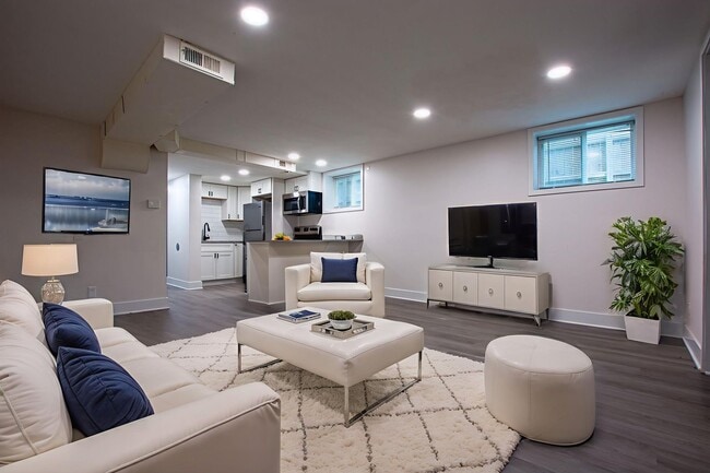 Photo - 116-118 N 32nd Avenue Unit 118 N 32nd Avenue #3