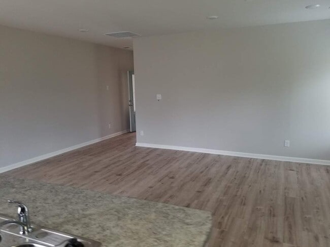 Photo - 18140 Fox Hollow Loop