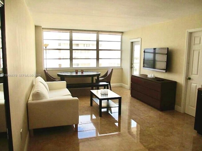 Building Photo - 18031 Biscayne Blvd Unit 1601