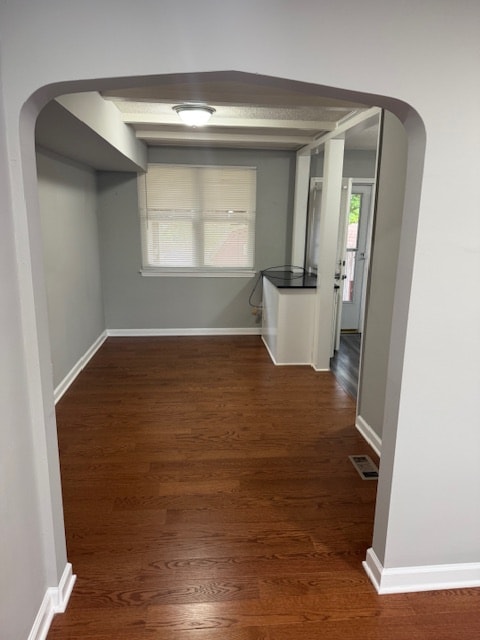 Photo - 303 Endsleigh Ave