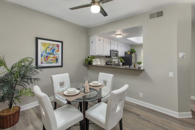 Photo - Harbor Pointe