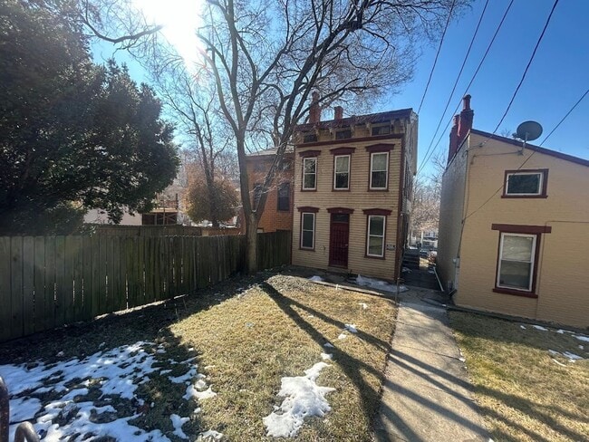 Photo - 111 Gage St Unidad 109