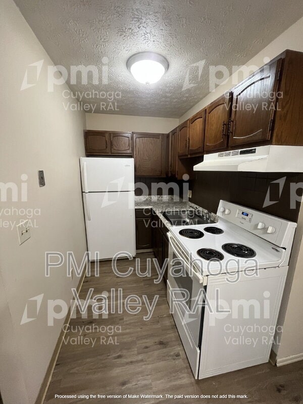 Photo - 1588 Coventry St Unit #7
