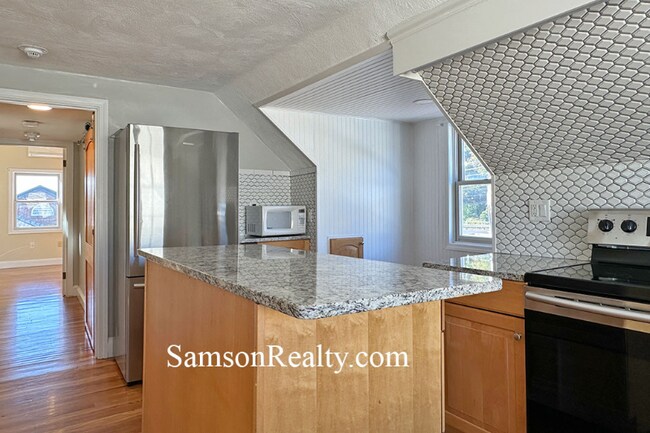 Photo - 842 Oaklawn Ave Unit 2