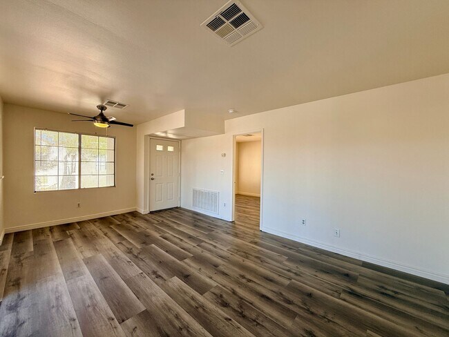 Photo - Beautifully updated 1 bd/1ba condo in gated community with community pool!