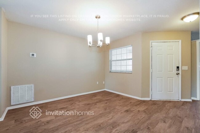 Photo - 772 Mentmore Cir