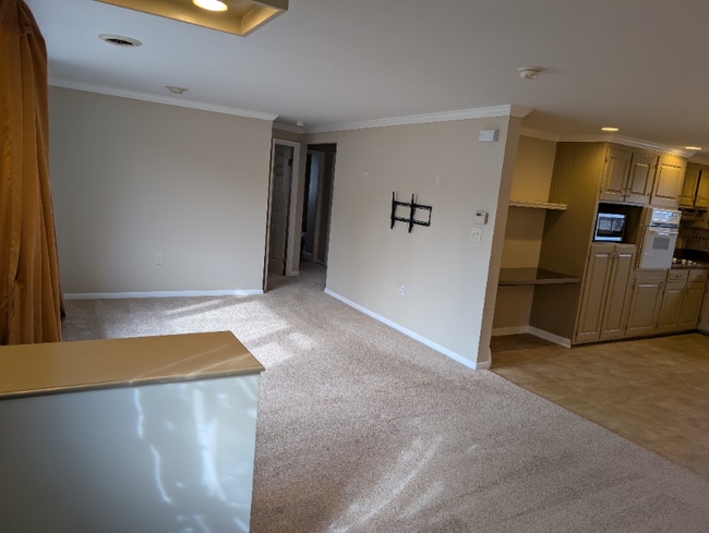 Photo - 2039 Pine Dr
