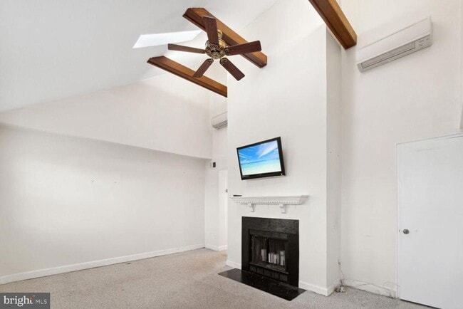 Photo - 2107 N Scott St