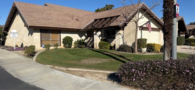 Building Photo - 3200 El Encanto Ct Rental