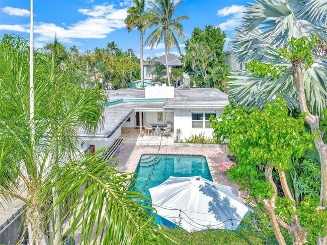 Photo - 808 NE 16th Ave