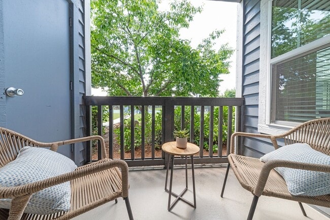 Private balcony/patio - Vetra at Hamilton Place