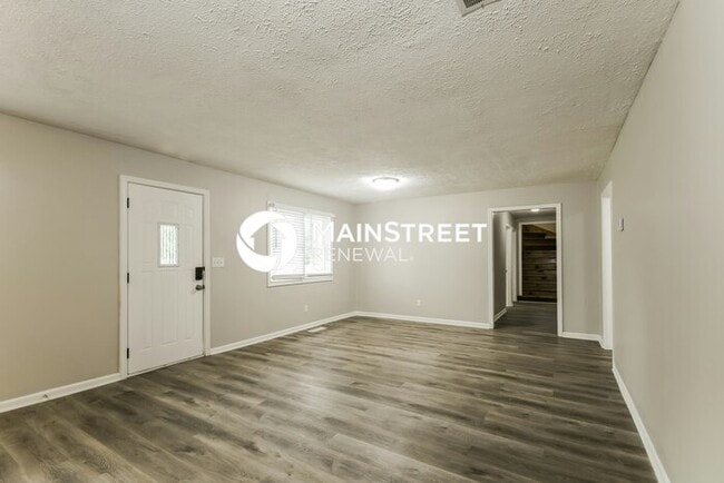 Photo - 3 Bedroom Pet-Friendly Home in INDIANAPOLI...