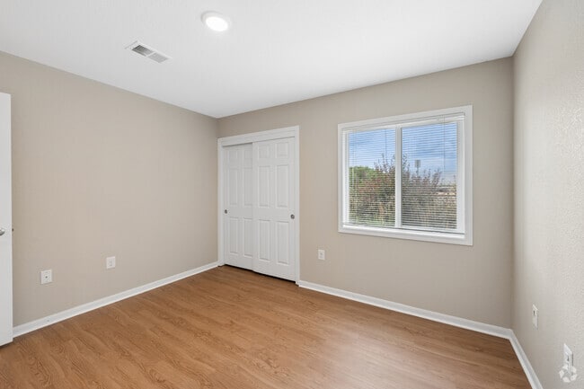 2BR, 1.75BA - 918SF - Second Bedroom