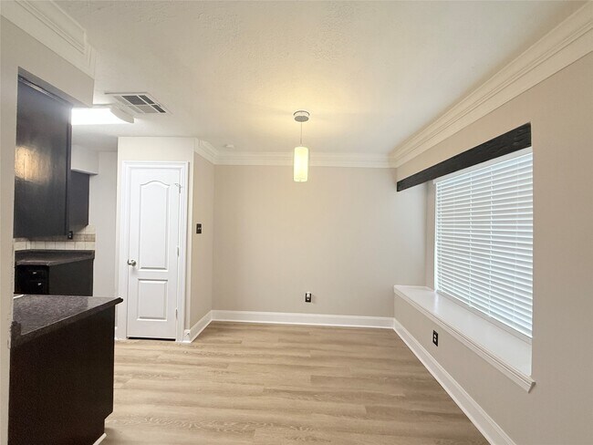 Photo - 6387 S Briar Bayou Dr Unidad True