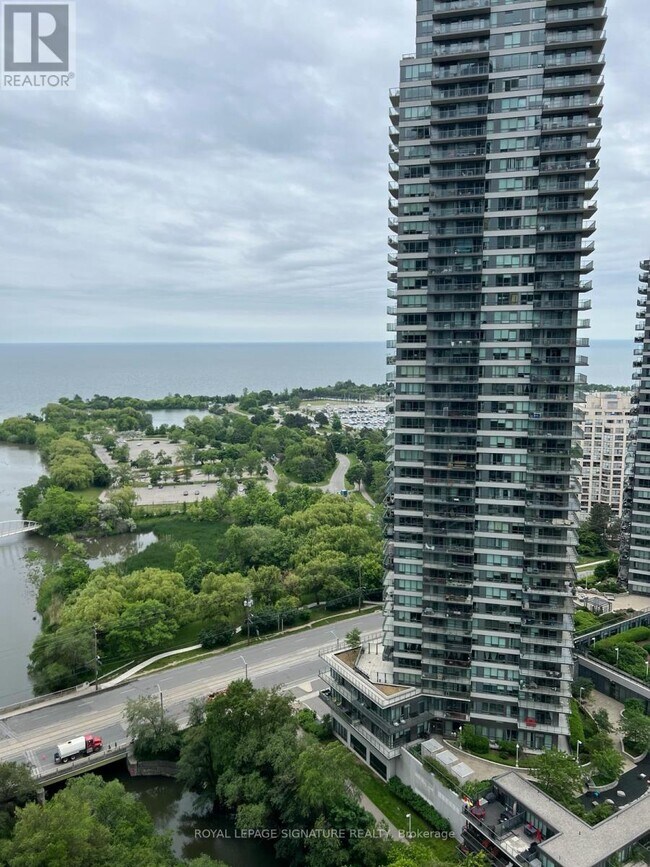 Building Photo - 2220 Lake Shore Blvd W Unit 2610