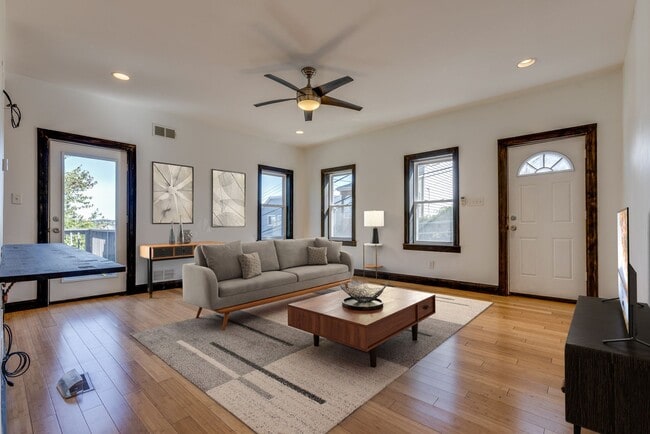 Building Photo - Available MAY 2026 - 2 Bedroom, 2 Bath Home w/ CRAZY City Views!