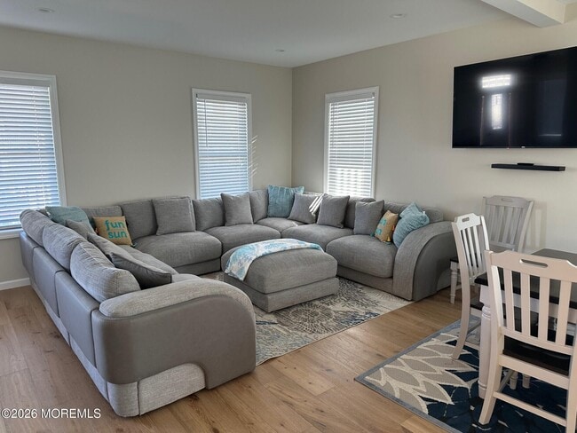 Photo - 102 New Jersey Ave