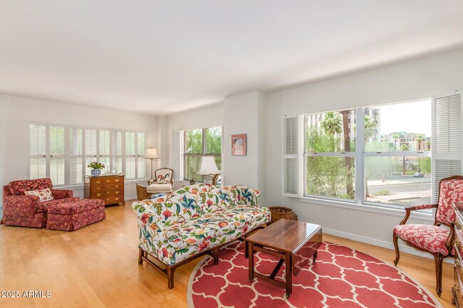 Photo - 2201 N Central Ave Unit 3D