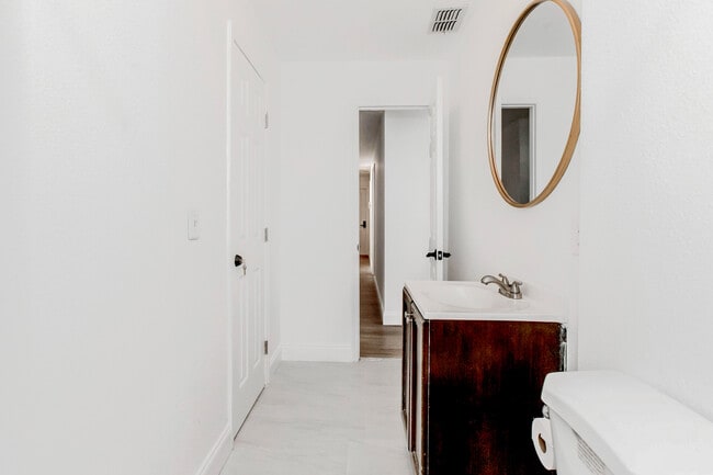 Photo - 5196 Lescot Ln