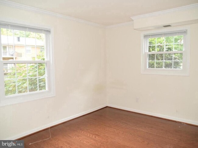 Photo - 3814 Lyndhurst Dr Unit 103