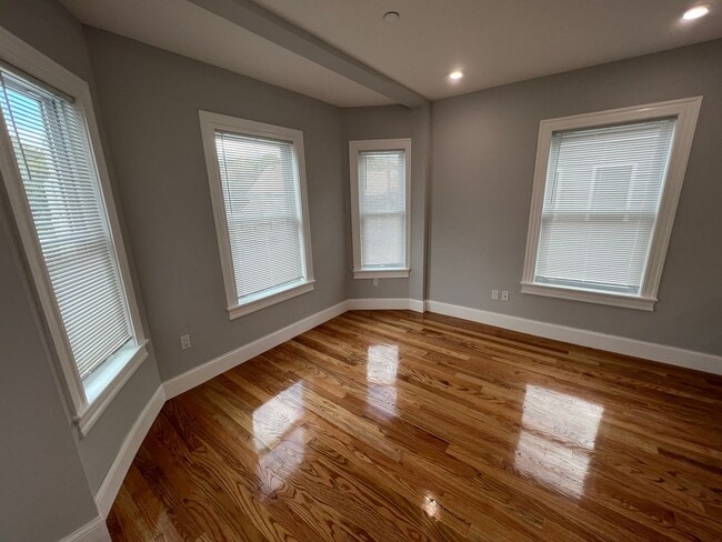 Photo - 29 Alpine St Unidad #2