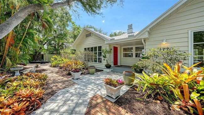 Photo - 1770 S Oval Dr