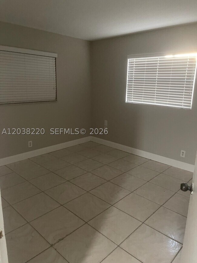 Photo - 5424 NW 17th St