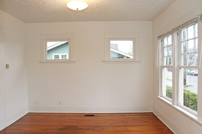 Photo - 4806 NE 29th Ave