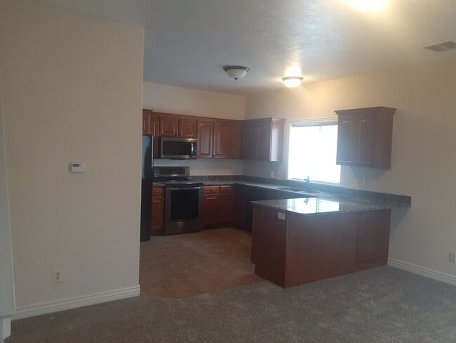 Photo - 3 Bed, 2.5 Bath, Rock Creek Townhome