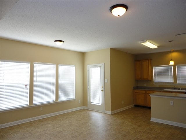 Photo - 12587 Majestic Way