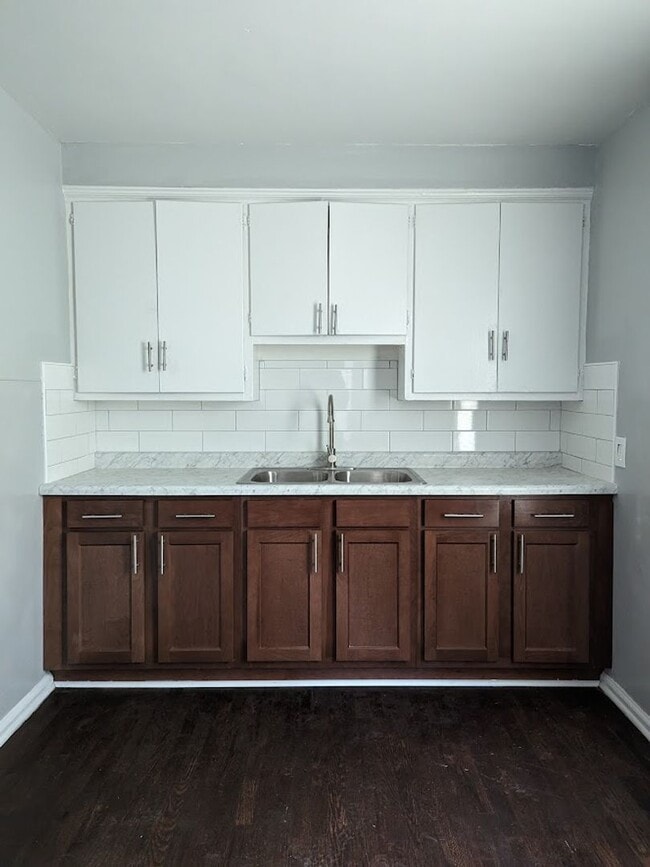 Photo - 19386 Yonka- 3 BEDS & 1.5 BATH FOR RENT!