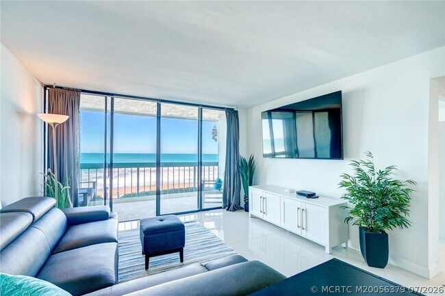 9940 S Ocean Dr Unit 305