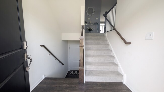 Photo - 29W730 Cambridge Ct