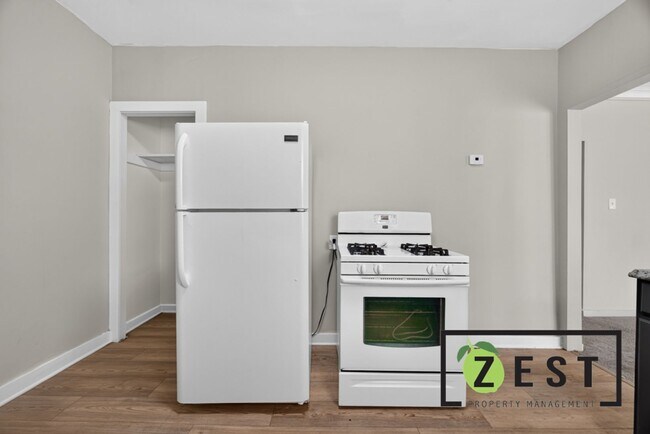 643-645 Navahoe St Unit 643 Navahoe Lower