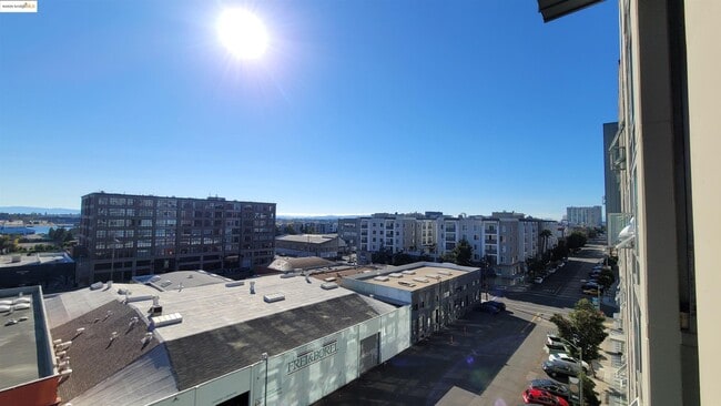 Photo - 311 Oak St Unit 725