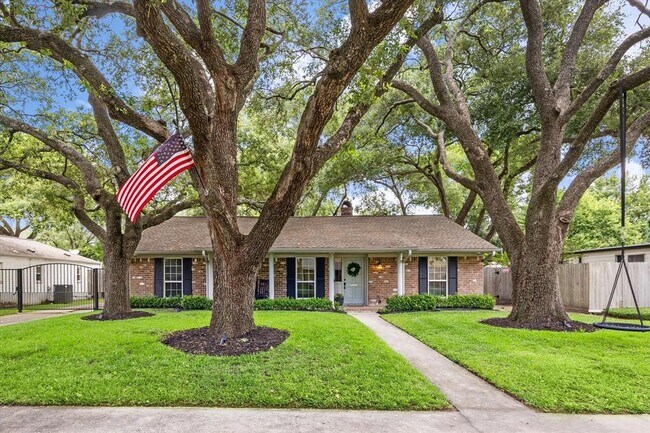 Photo - 10714 Piping Rock Ln Casa