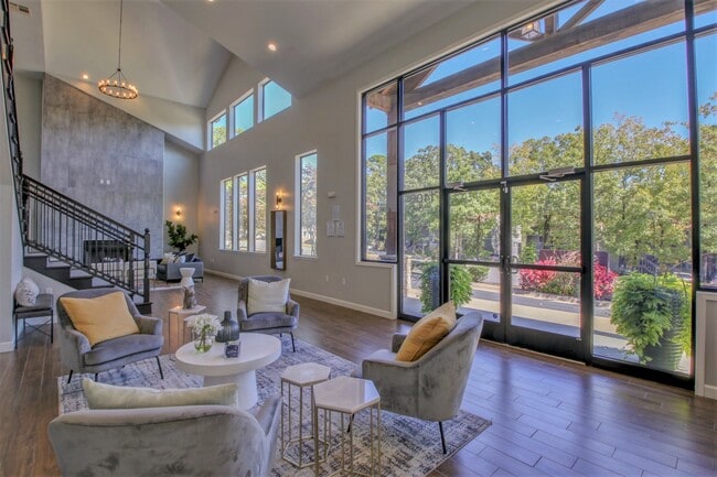 Seating area in Residents' Clubhouse - Forest Place Apartments