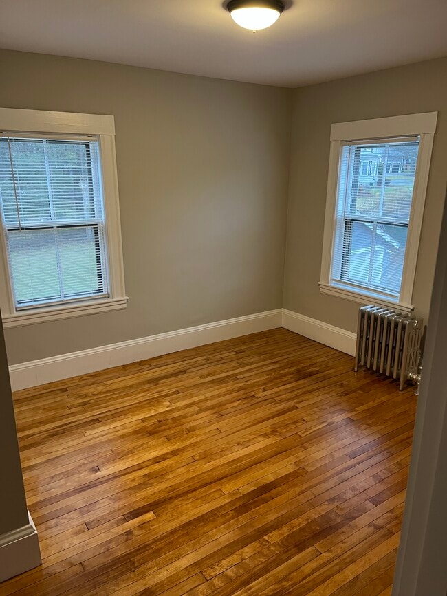 Photo - 37A Maple Ave Unit 2