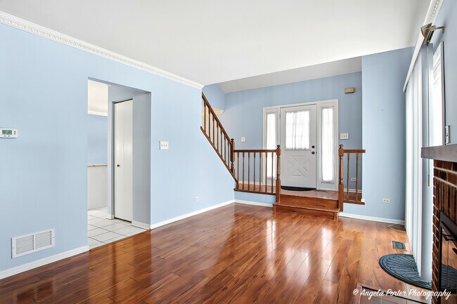 Photo - 303 College Crossing